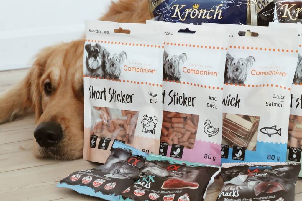 Companion and short sticker godbidder til hund